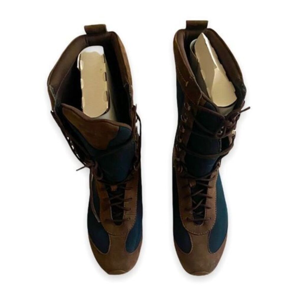 VINTAGE TIMBERLAND BOOTS